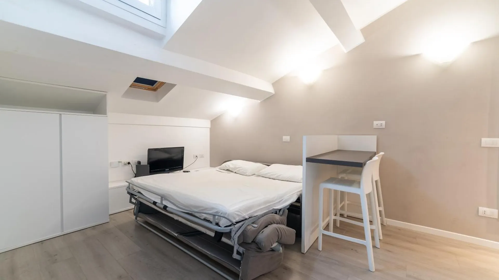 Appartamento Accogliente Apto Porta Romana Milano Italia